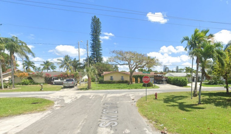 Man Hospitalized After Shooting in Boynton Beach's Golfview Harbour, Police Seek Information