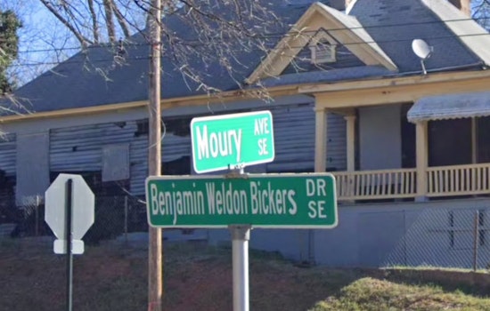 Man Stabbed in Southwestern Atlanta Neighborhood, Police Seek Witnesses