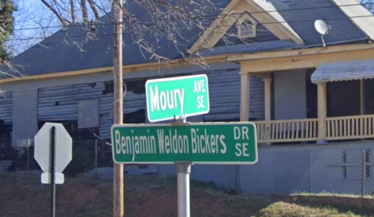 Man Stabbed in Southwestern Atlanta Neighborhood, Police Seek Witnesses