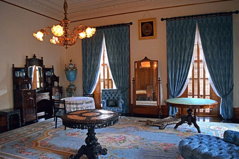 Manhattan Woman Transforms Apartment into a Titanic-Themed Sanctuary