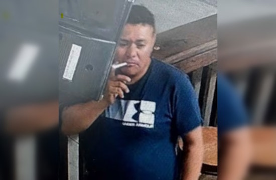 Manhunt Underway in Suburban Houston After Fatal Shooting at Liberty County Bar Leaves 1 Dead, 5 Injured