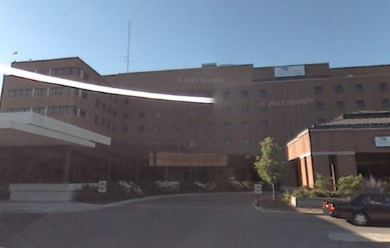Maternity and OB/GYN Services to Cease at Vista Medical Center East in Waukegan Amid Financial Strains