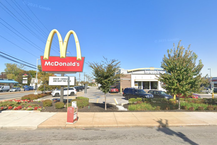 McDonald's in Brooklyn Park Targeted in Armed Robbery, Suspect at Large