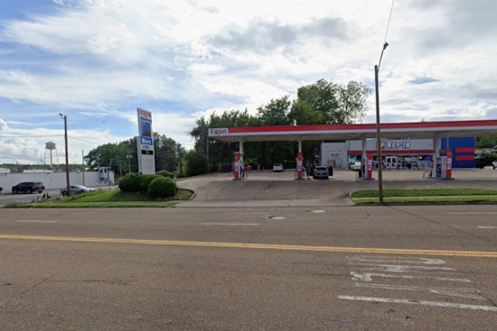 Memphis Police Hunt for Suspect after No-Injury Shooting Incident at South Third Street Exxon Station
