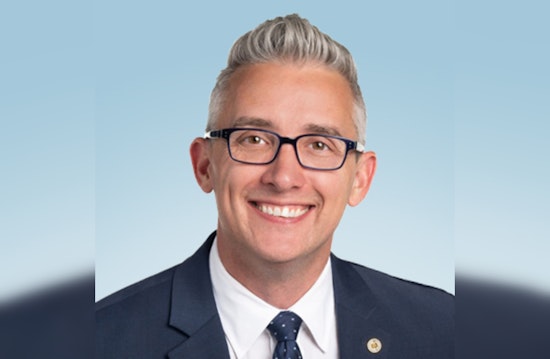 Milwaukee Alderman Burgelis Challenges Senator Wanggaard's Fiscal Accusations, Advocates for Transparent Governance