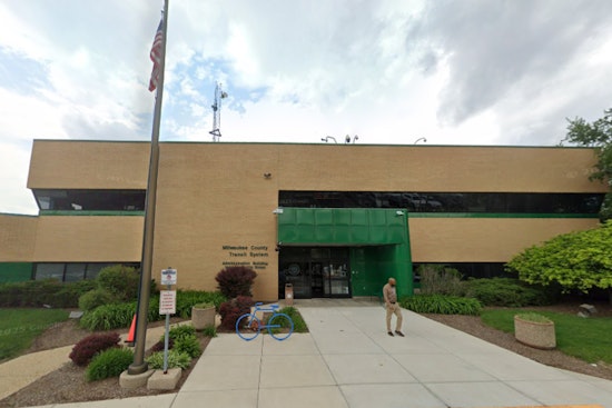 Milwaukee County Scores $8M Federal Grant for Transit Upgrades Including New Buses and Traffic Optimization