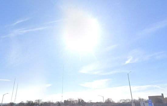 Milwaukee Forecasts Pleasant Labor Day Weather with Midweek Showers on the Horizon