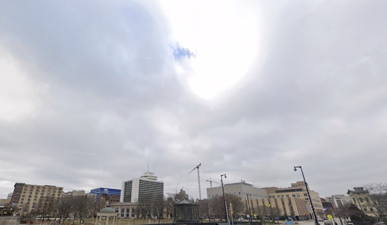 Milwaukee Wakes Up to Stormy Weather, Sunny Skies Expected by Afternoon