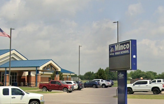 Minco High School Softball Team Injured in Grady County Bus Rollover, Community Urged to Pray
