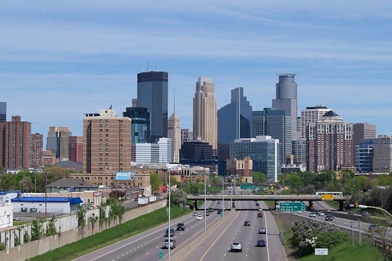 Minneapolis Welcomes Warm Sunny Stretch as Fall Approaches