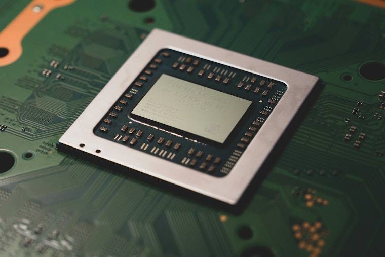 MIT Engineers Unleash Magnetic Transistor Revolution, Next-Gen Gadgets to Boast Enhanced Energy Efficiency