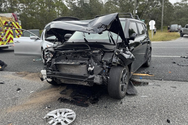 Multiple Injuries and Road Closures Following Traffic Incident in Weeki Wachee