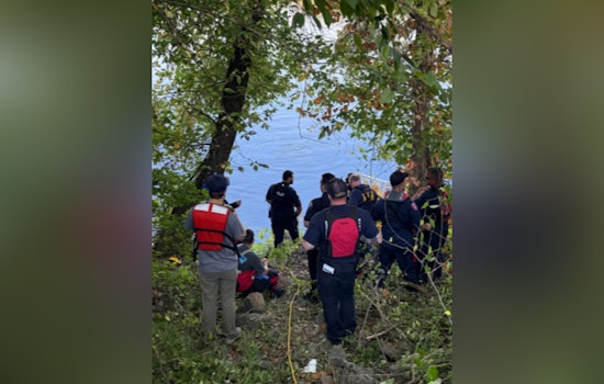 Nashville Authorities Probe After Truck Pulled From Cumberland River, Witness Reports See Person Swimming to Shore