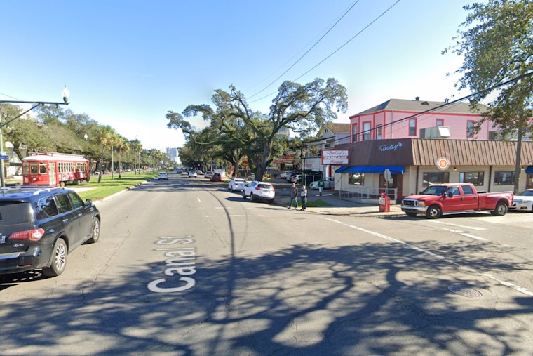 New Orleans Police Launch Manhunt for Suspect in Canal Street Arson and Series of Thefts