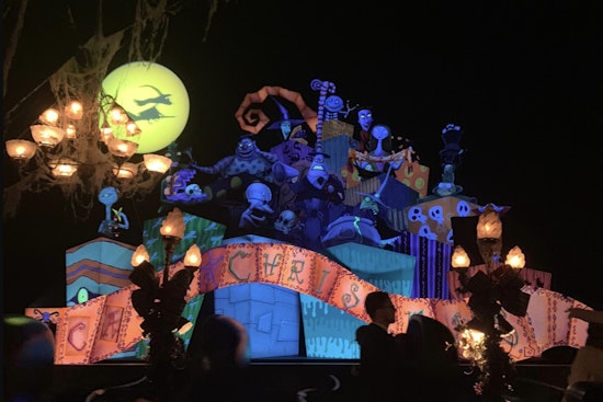New York Botanical Garden Transforms into "The Nightmare Before Christmas" Wonderland This Fall
