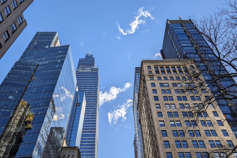 New York City Greets Pleasant Week Ahead with Sunny Skies and Mild Temperatures