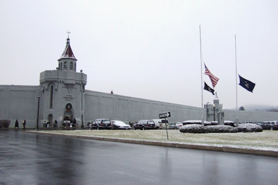 New York Prisons Face Persistent Staffing Crisis Six Months After Correctional Officers' Strike