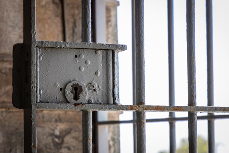 New York State Contemplates Parole Reform for Juvenile Offenders Amid Heated Debate