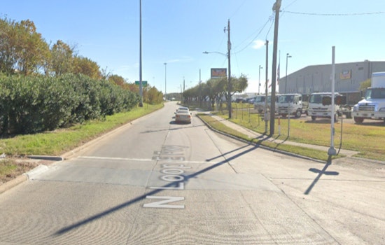 North Loop Eastbound Reopens After Chase, Arrests, and Road Hazards