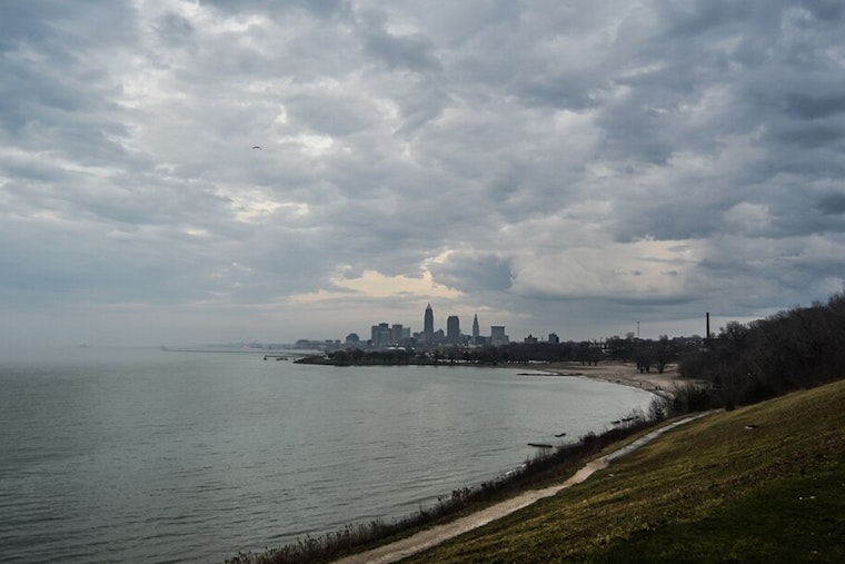 Northern Ohio to Experience Weather Swing: Warm Front Brings Showers and Storm Prospects, Says National Weather Service Cleveland