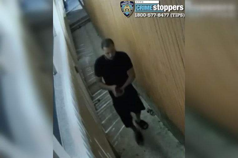 NYPD Seeks Public's Help in Tracking Down Suspect After $1,950 Jewelry Burglary in Queens