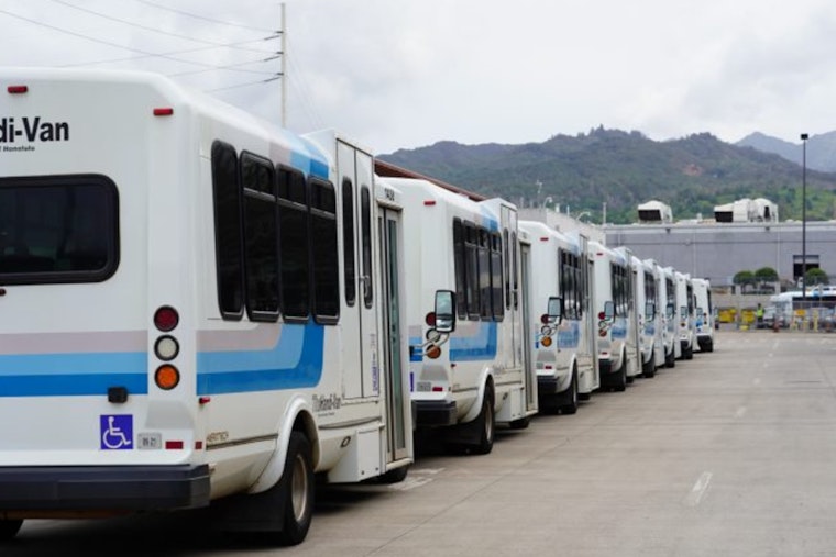 Oʻahu Public Transit Systems Resume Operations After Outage