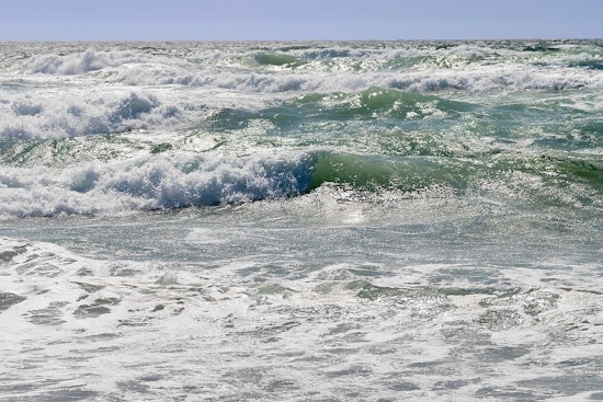 Oahu's Eastern Shorelines Awash with Spectacle as Tropical Storm Kiko Fuels Towering Waves