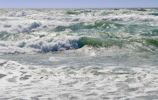 Oahu's Eastern Shorelines Awash with Spectacle as Tropical Storm Kiko Fuels Towering Waves