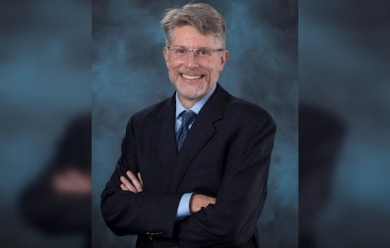 Oak Ridge's Earth Scientist Peter Thornton Honored as AGU Fellow for Contributions to Earth and Space Sciences