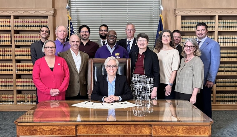 Oregon Governor Tina Kotek Signs Landmark Climate Resilience Investment Act to Guide State Treasury's Green Shift