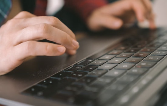 Oregon Man Sentenced to 39 Months for Cyberstalking and Interstate Stalking of Former U.S. Official