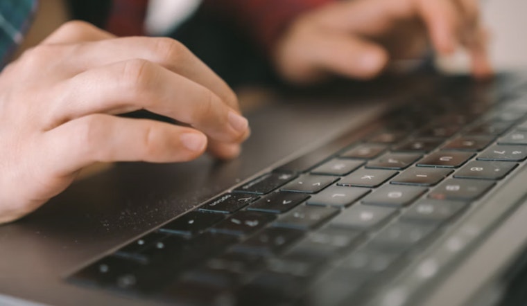 Oregon Man Sentenced to 39 Months for Cyberstalking and Interstate Stalking of Former U.S. Official
