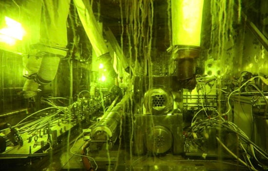 ORNL Secures Prestigious 2025 NSUF Awards to Accelerate Nuclear Fuel Cycle Research