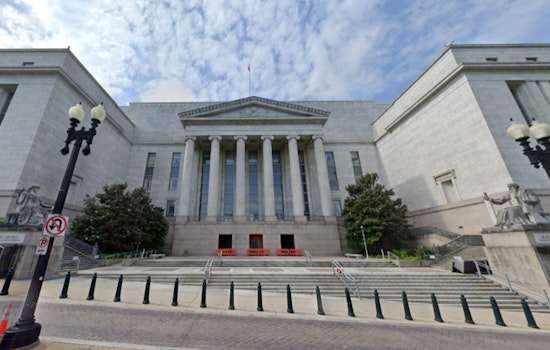 Oversight Committee Presses Treasury for Epstein-Maxwell SARs, Subpoenas Political Figures