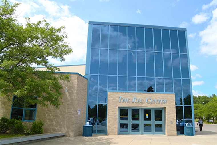 Part-Time Concession Stand Staff Opportunities Available at The Rec Center