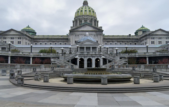 Pennsylvania U.S. Senators Urge Increased Protection for Jewish Students Amid Antisemitic Incidents on Campuses