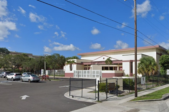 Pepper Spray Incident During Fight at Lake Worth High School Sends Dozens to Hospitals