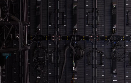 Phoenix Secures No. 2 Spot in North America for Planned Data Center Development Amidst AI Demand Surge