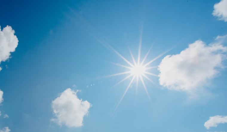 Phoenix to See Persistent Heat with Clear Skies as Temperatures Soar Above 100 Degrees