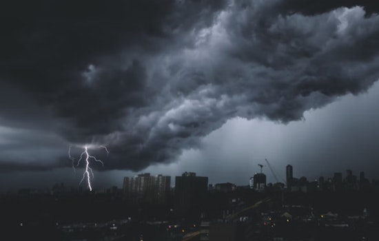 Phoenix Welcomes Cooler Weather and Possible Thunderstorms as Monsoon Season Persists
