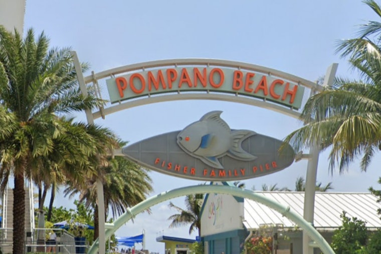 Pompano Beach Sets the Sky Aglow with 500 Drones in Veteran's Day Weekend Spectacle