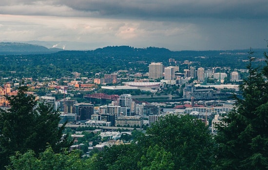 Portland Faces Weekend Showers Followed by Sunny Week Ahead, Says National Weather Service