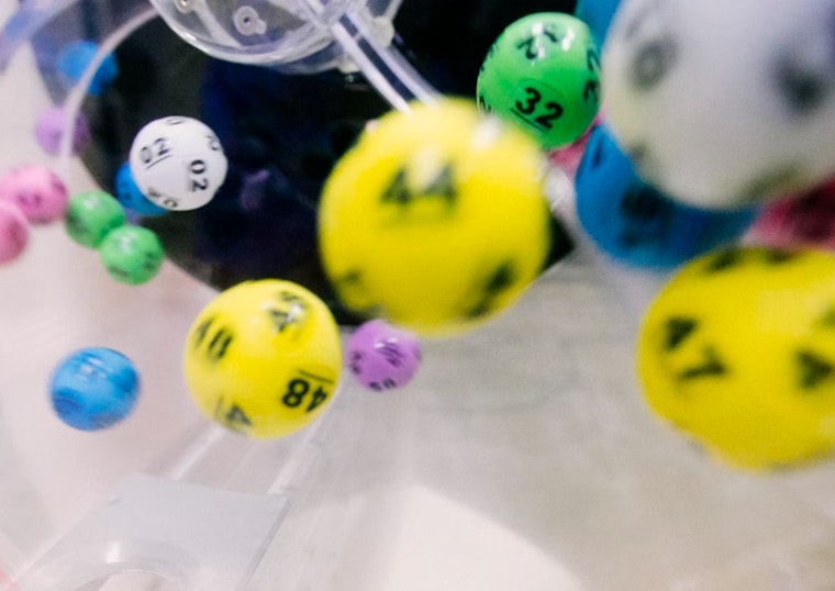 Powerball Frenzy Peaks as Jackpot Swells to $1.3 Billion, Sherman Oaks Player Scores $1.38 Million Teaser Prize