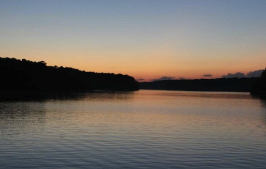 Raleigh's Forest Ridge Park Invites Hikers to Twilight Trek with Lakeside Sunset Views on October 22