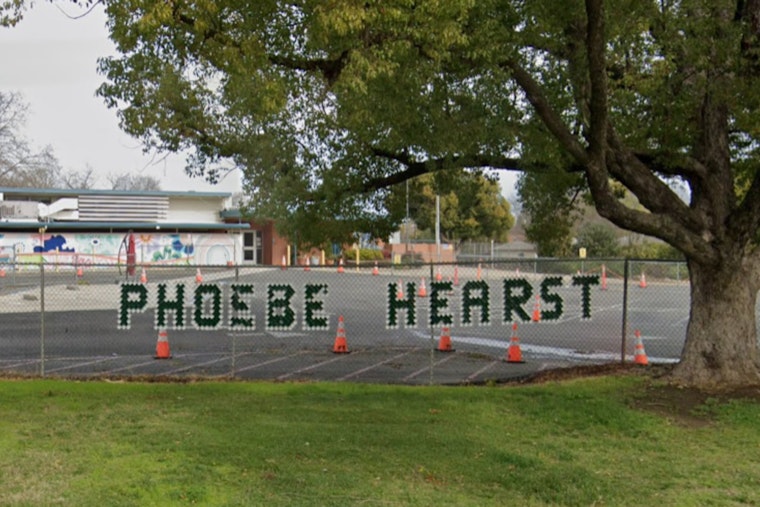 Sacramento Community Rallies for Reinstatement of Veteran Teacher Reassigned After Classroom Incident