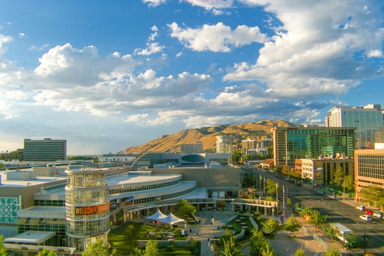 Salt Lake City Forecast: Sunny Skies and Comfortable Temps with Potential Weekend Thunderstorms