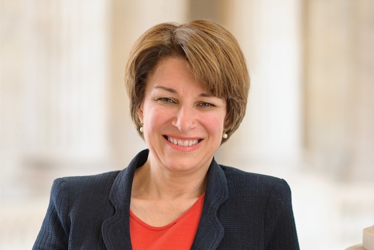 Senate Passes Epic 9-1-1 Upgrade Bill Spearheaded by Klobuchar & Blackburn