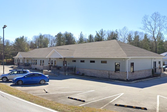 Sevierville Woman Charged with Aggravated Assault After Stabbing Incident at Helen Ross McNabb Center