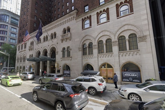 Six Charged in Daylight Smash-and-Grab Robbery of Rolex Store on Chicago's Magnificent Mile