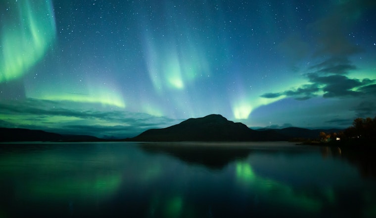 Solar Storm Promises Rare Northern Lights Display in Massachusetts Monday Night